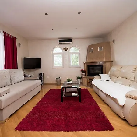 Holiday home Holiday In Split Riviera 34866 Klis